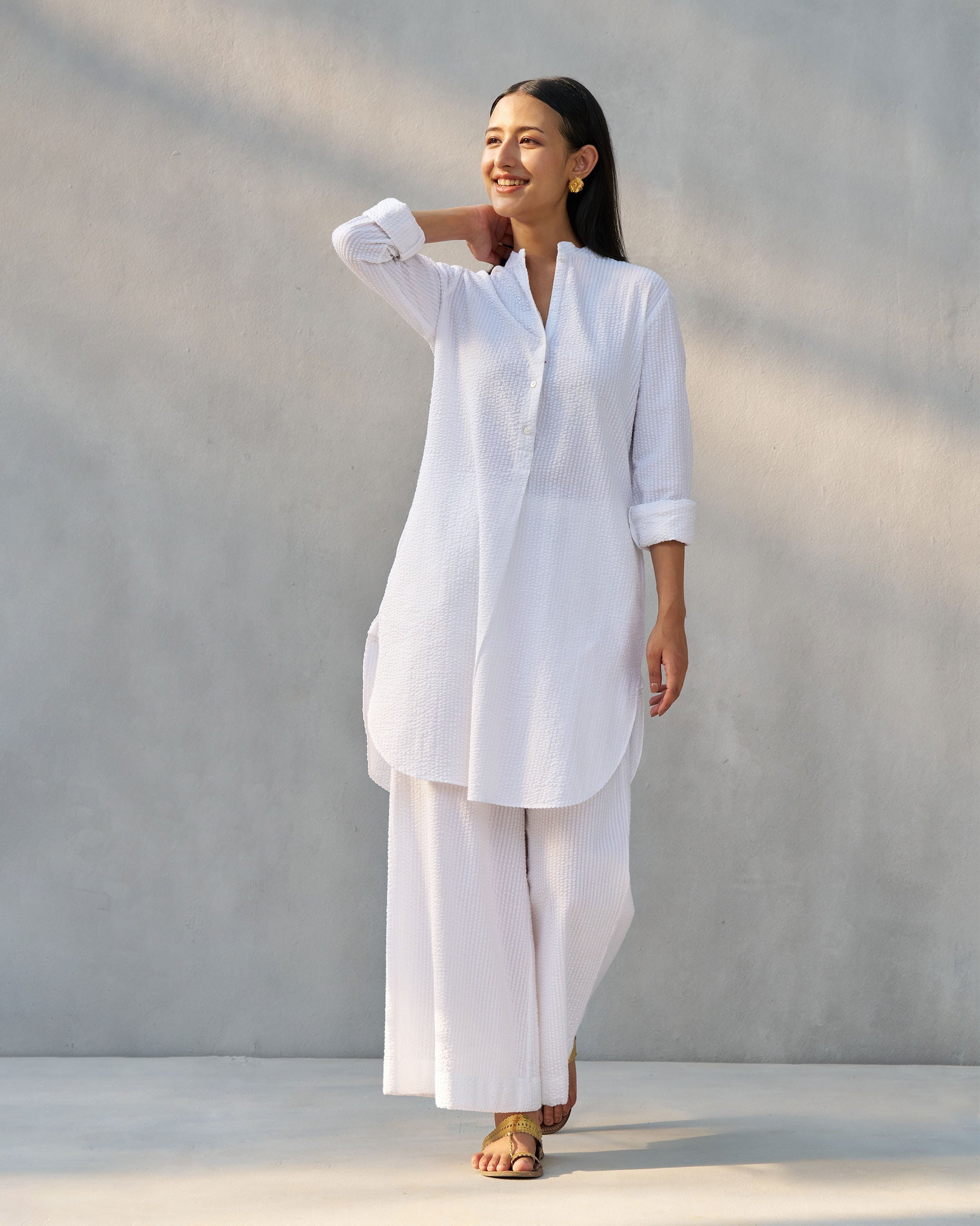 Basic Mid Length Kurta - White Seersucker