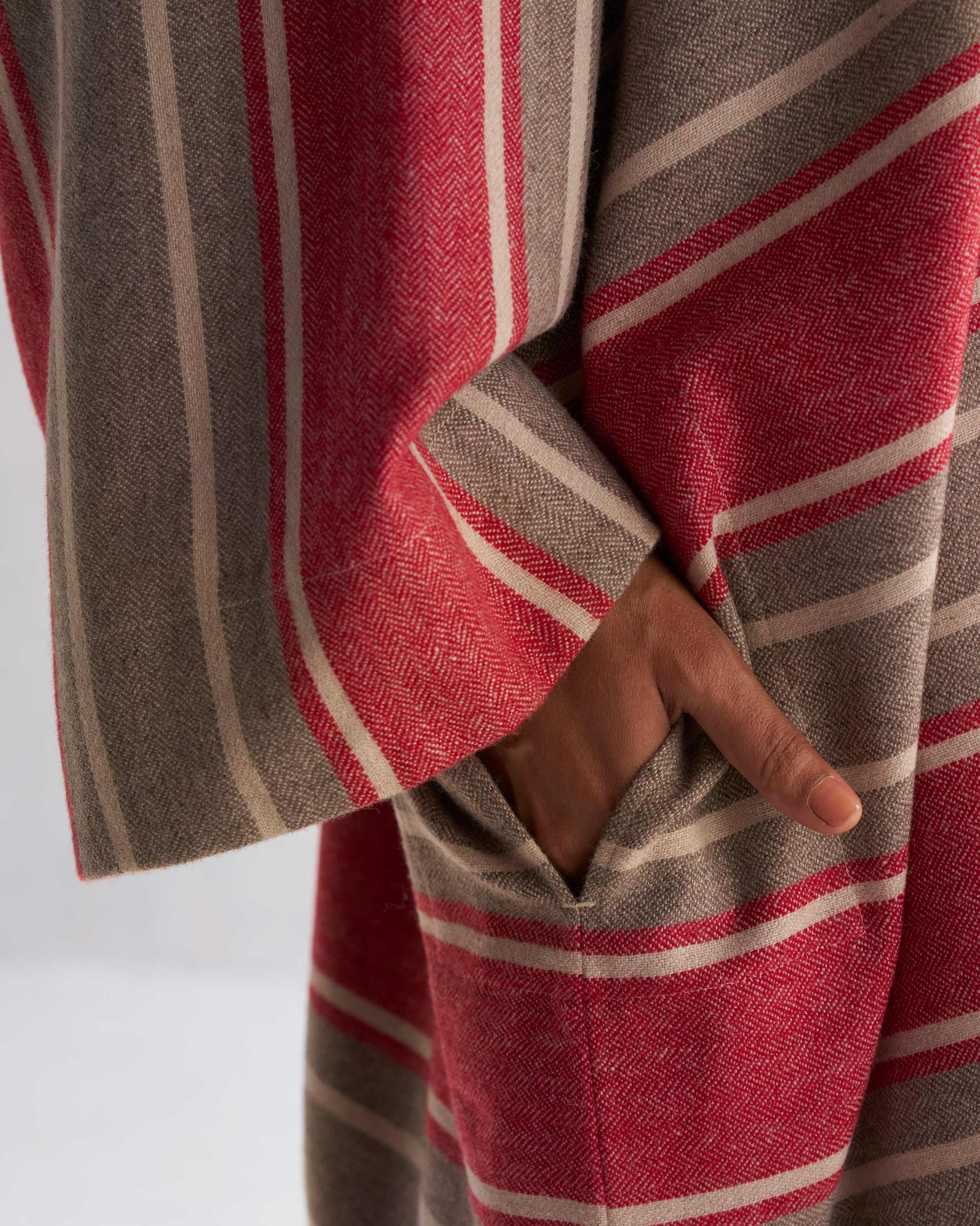 Woollen Pheran - Red & Beige