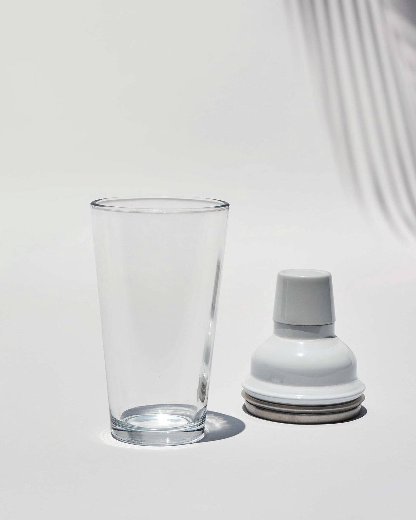 Riverside Cocktail Shaker - White