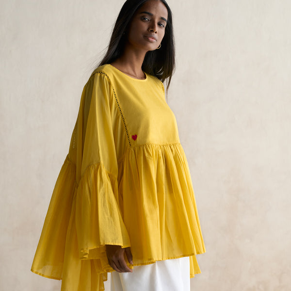 Yellow flare sleeve store top