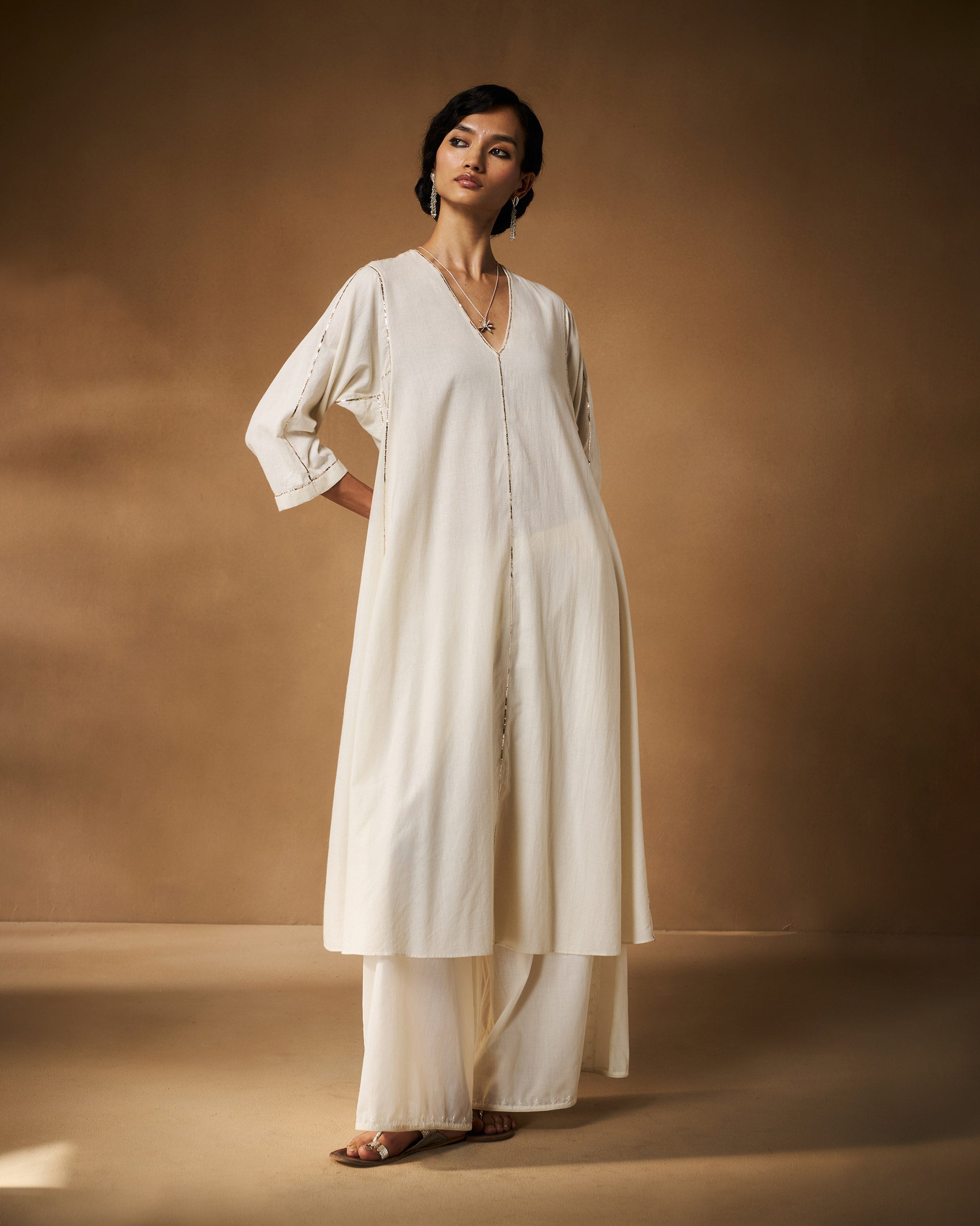 Aheli Kurta - Ivory Hand Embroidered