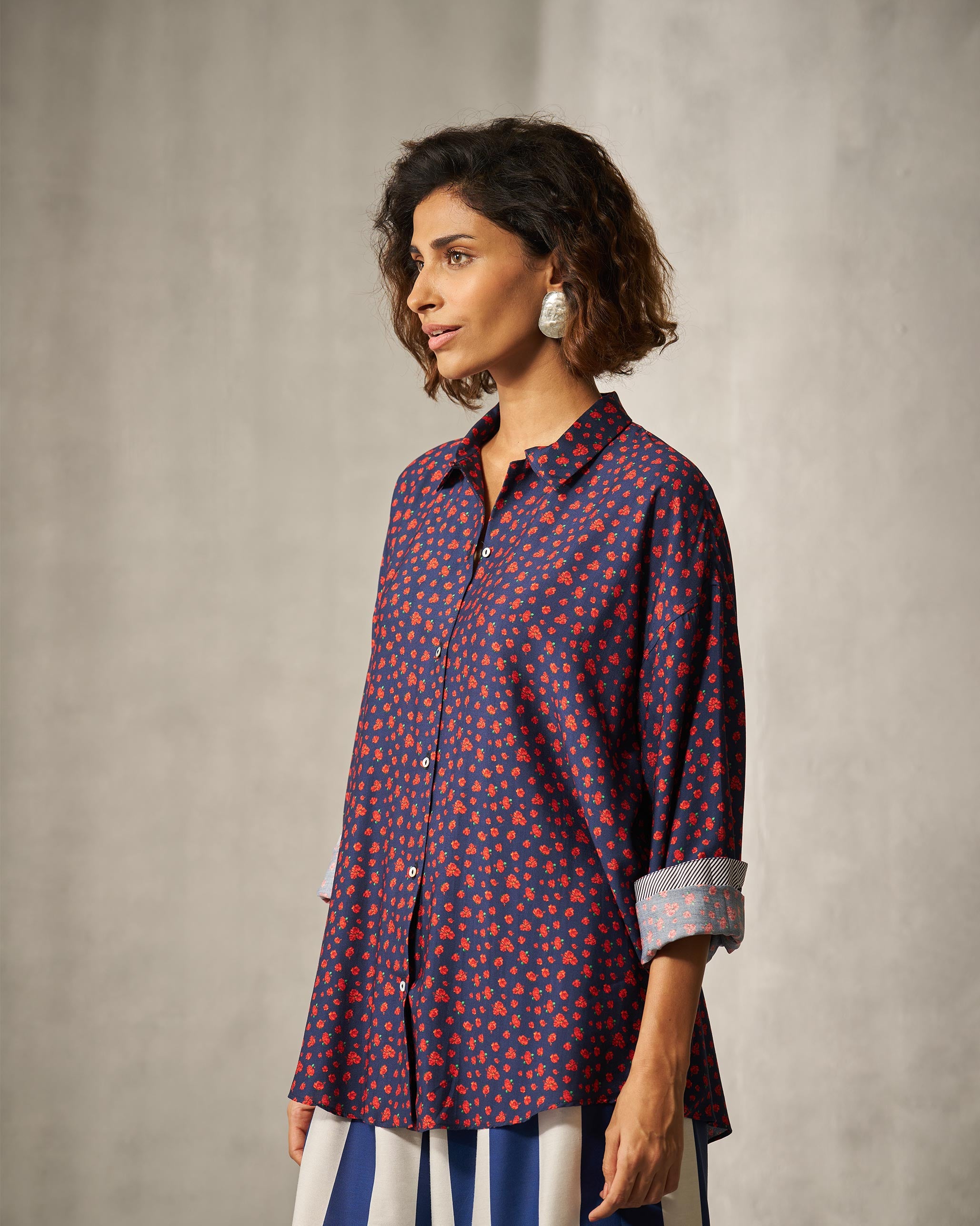 Oversized Shirt - Navy & Red Print