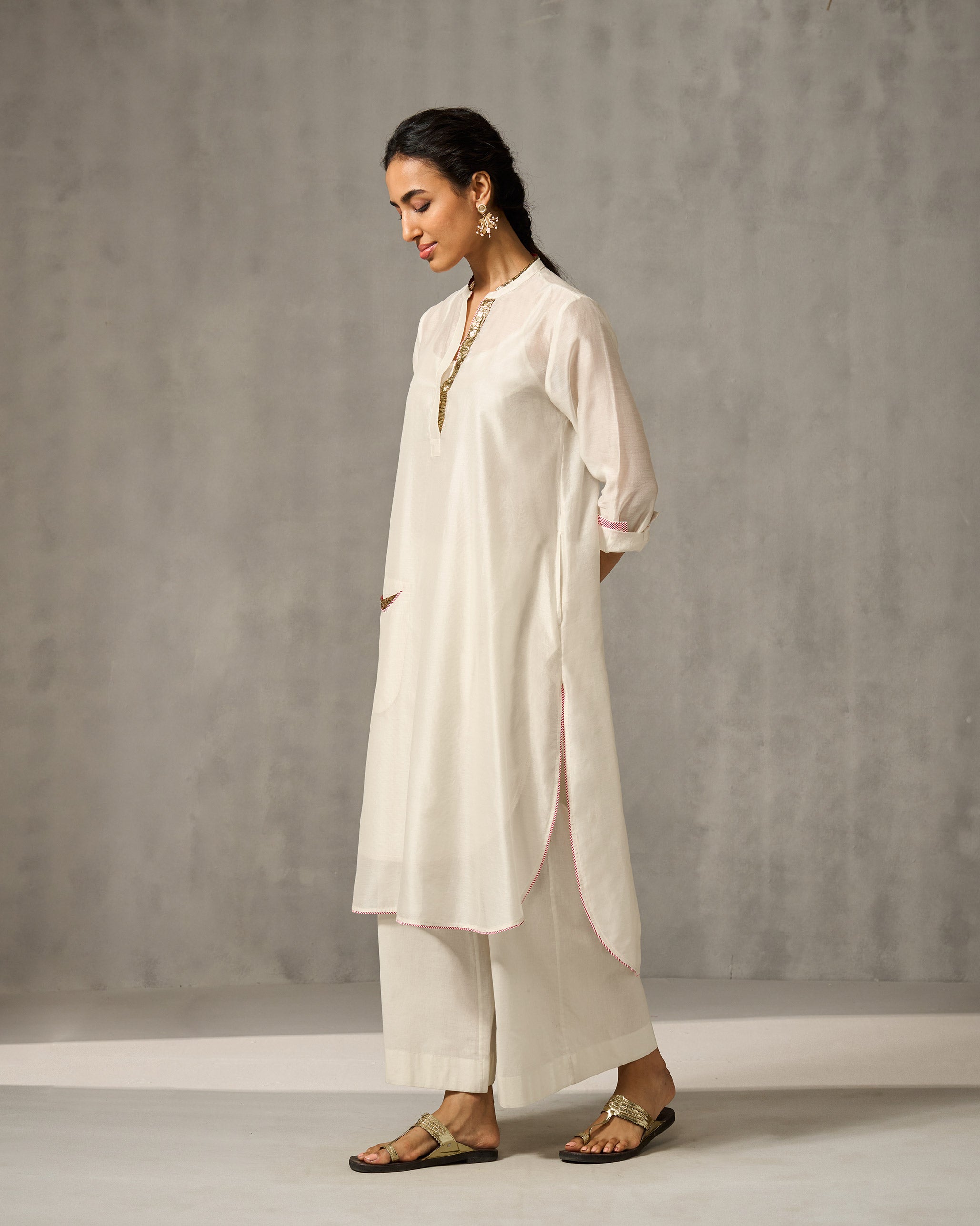 Chaand Pocket Kurta & Slip - Ivory