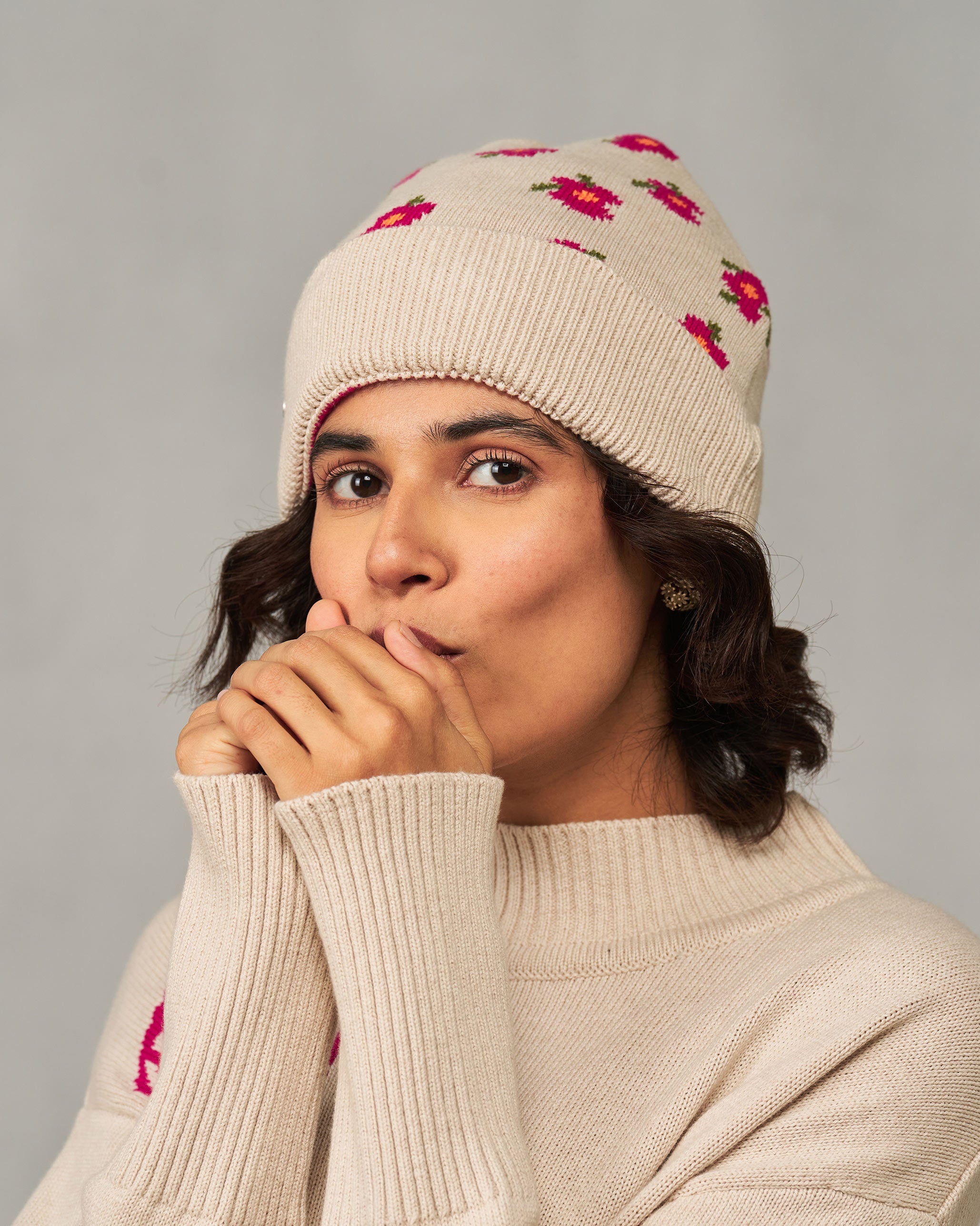 Retro Beanie - Oatmeal & Fuchsia