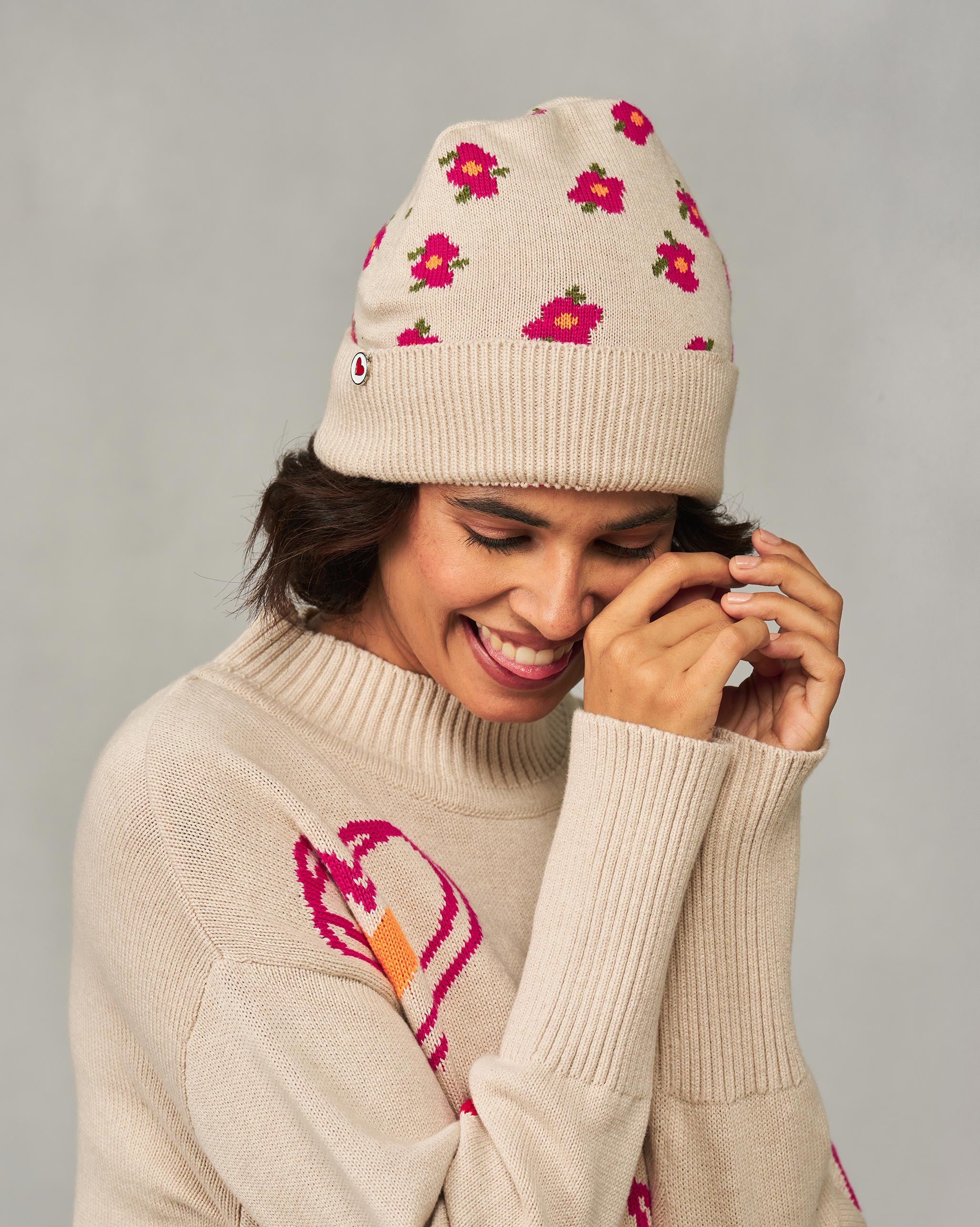 Retro Beanie - Oatmeal & Fuchsia