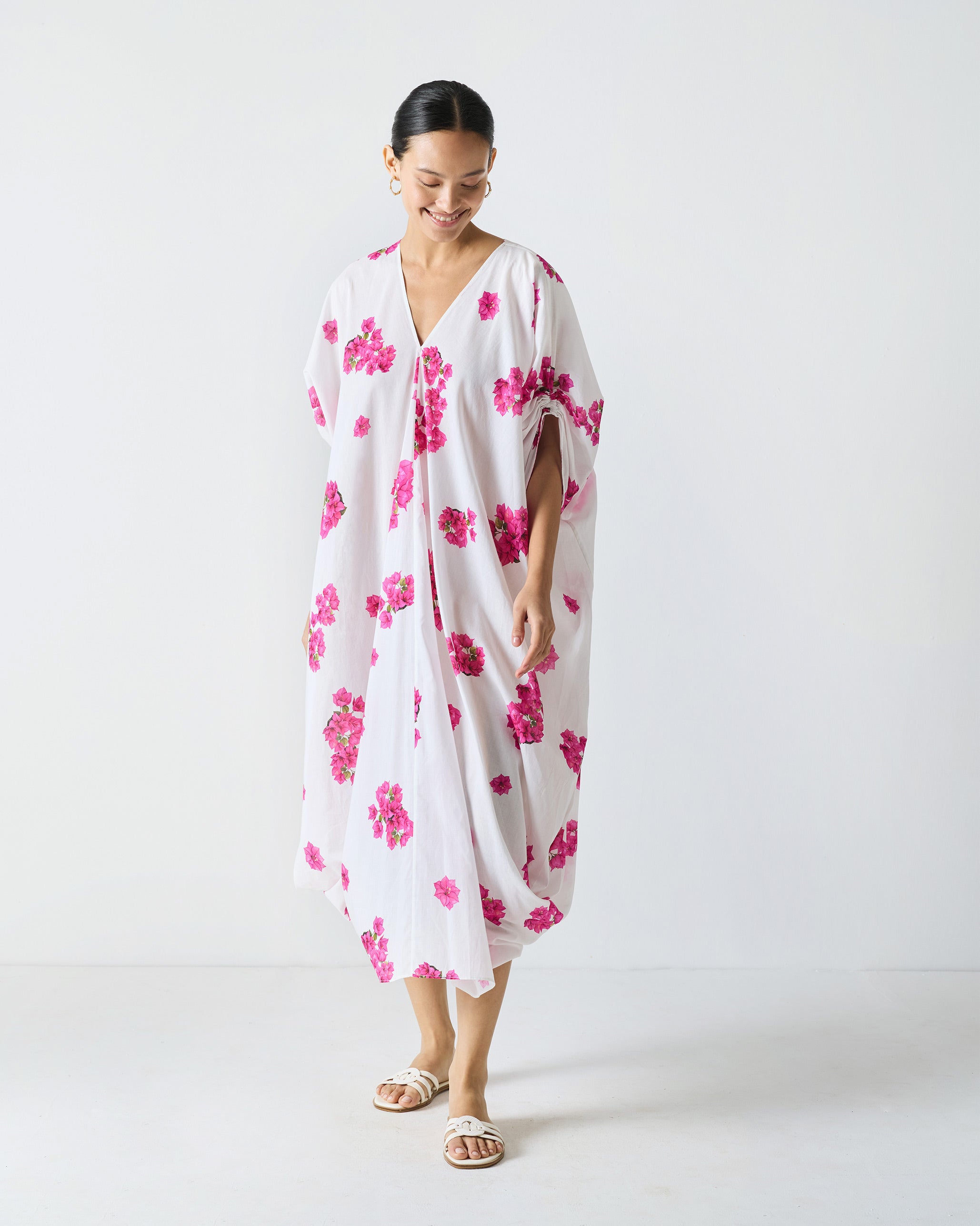 Nova Kurta - White & Fuchsia Print