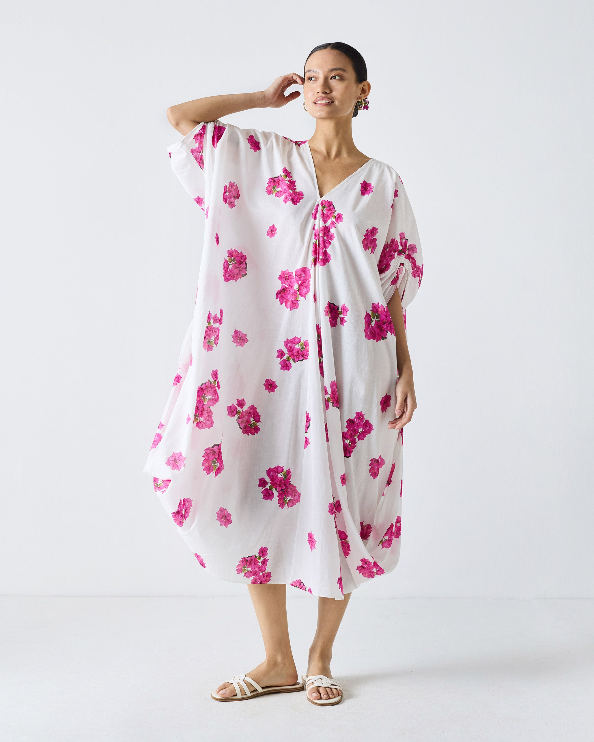 Nova Kurta - White & Fuchsia Print