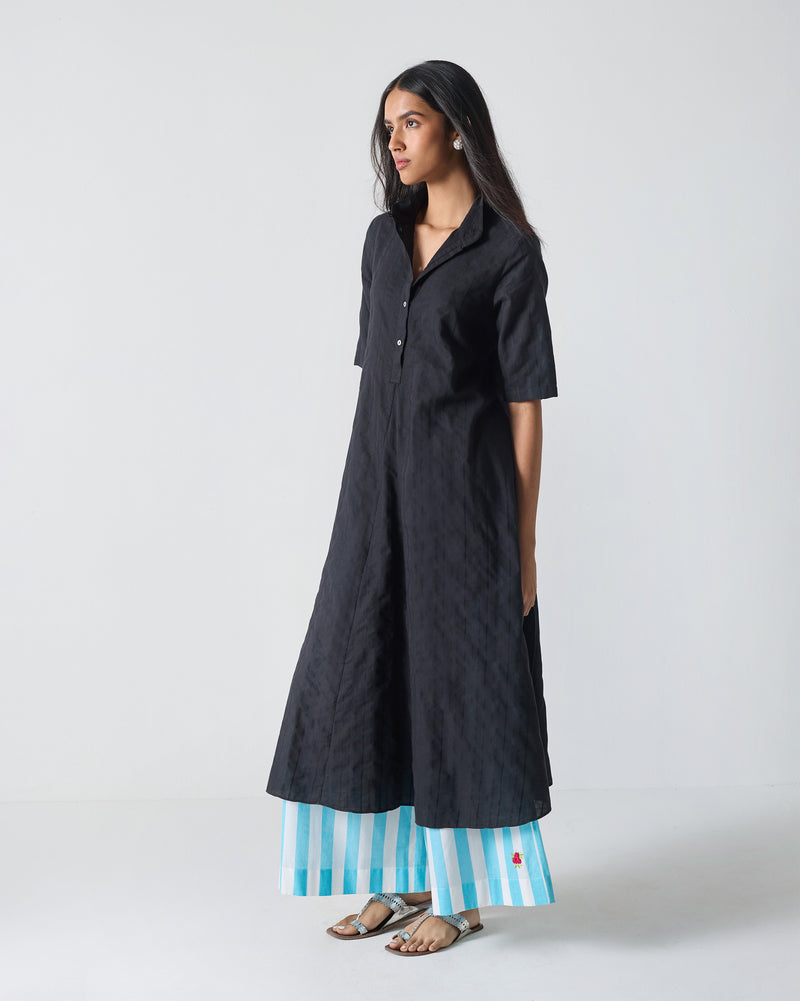 Gusset Slit Kurta - Black