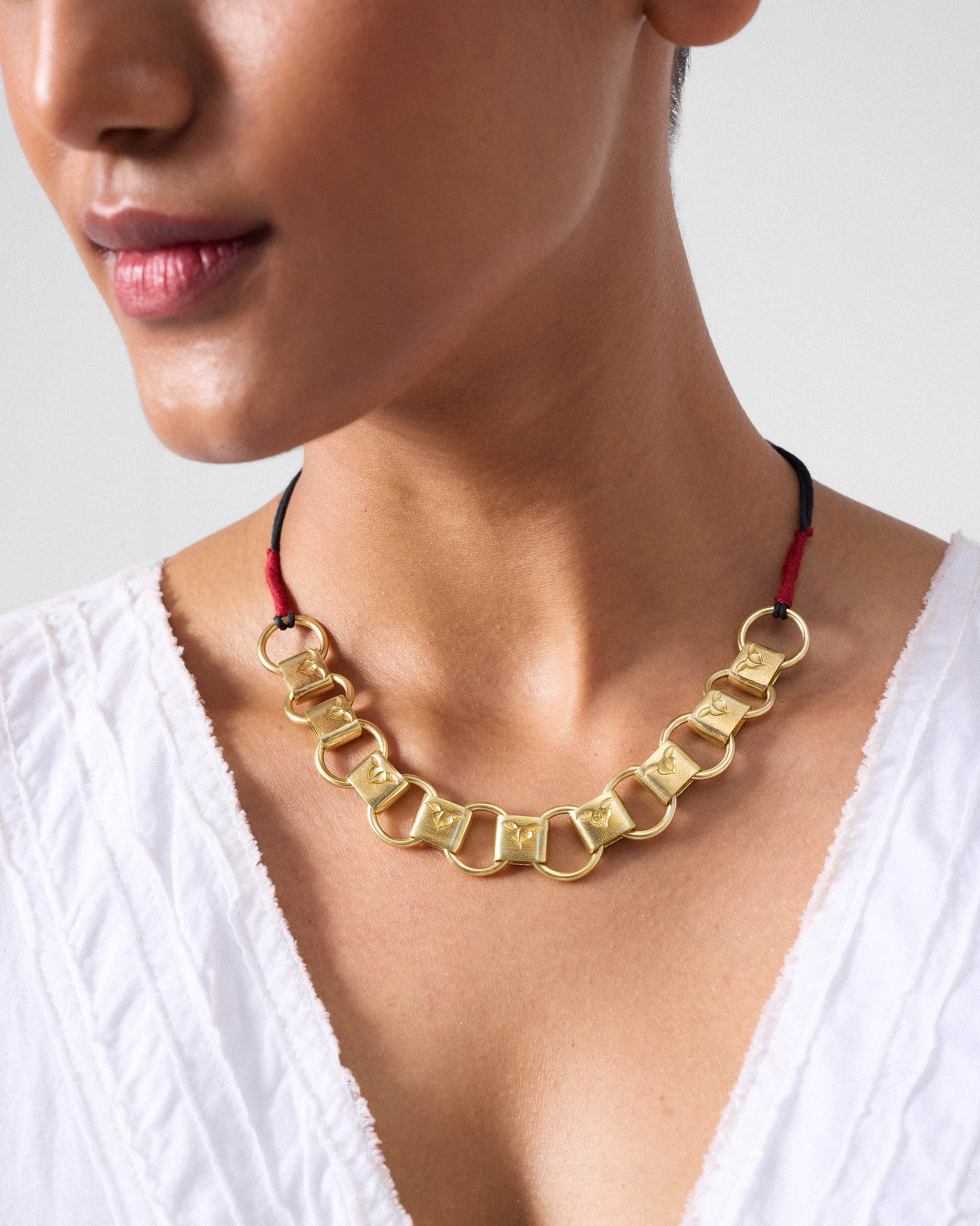 Kamal Kadi Necklace - Gold